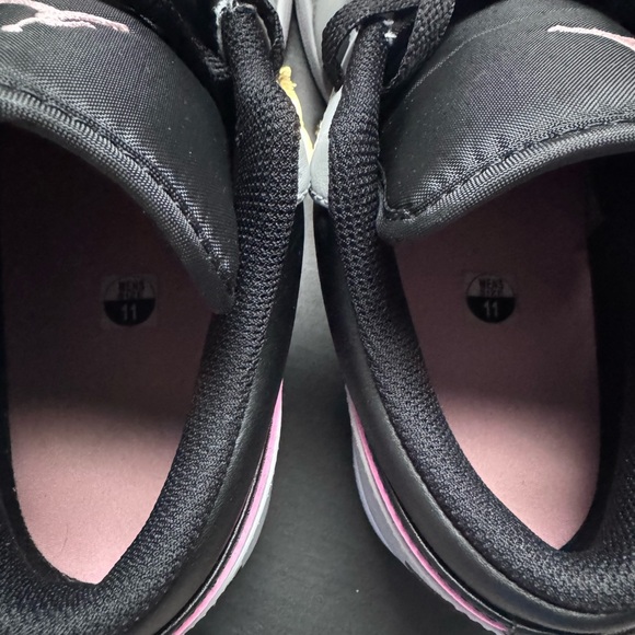 Jordan 1 Low Black Pink Grey - Picture 4 of 6